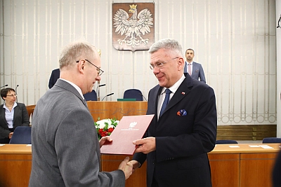 Wspomnienie marszałka Senatu I kadencji Andrzeja Stelmachowskiego