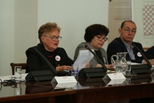 13.05.2014 r.; IV Seminarium; na fotografii od lewej: Barbara Szubert, Inka Słodkowska, Michał Nawrocki; foto. Michał Józefaciuk