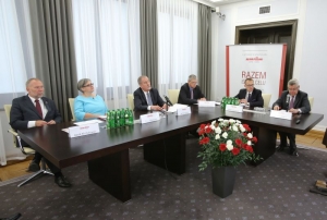 23.06.2015 r., V seminarium „Archiwa Przełomu 1989-1991”, na fotografii od lewej: Jacek Michałowski, Ewa Polkowska, Jan Wyrowiński, Wojciech Kulisiewicz, Rafał Leśkiewicz, Tomasz Nałęcz, fot. Michał Józefaciuk