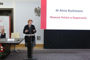 23.06.2015 r., V seminarium „Archiwa Przełomu 1989-1991”, na fotografii Anna Buchman, fot. Katarzyna Czerwińska