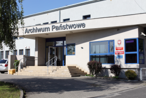 Wejście do Archiwum Państwowego w Katowicach Budynek nr 1; fot. AP w Katowicach