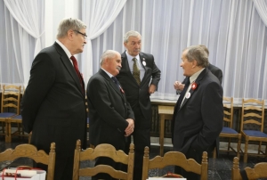 08.11.2014 r., konferencja Nasi w Sejmie i w Senacie, na fotografii od lewej Maciej Andrzej Półtorak, Krzysztof Szymański, Edward Nowak, Henryk Wujec, fot. M. Józefaciuk