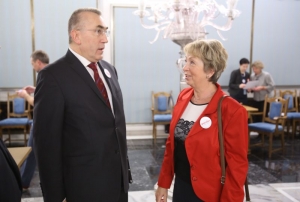 08.11.2014 r., konferencja Nasi w Sejmie i w Senacie, na fotografii Maciej Klimczak, Teresa Grabczyńska-Drecka, fot. M. Józefaciuk